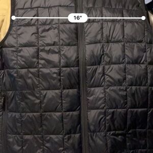 Lole Men's Black Quilted Vest